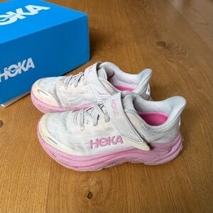 Hoka Clifton 10 Kid Sneakers size 12.5